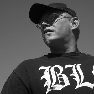 Meet your Posher, Dennis